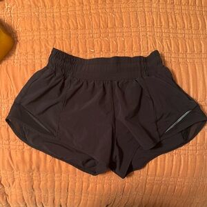 lululemon hotty hot shorts